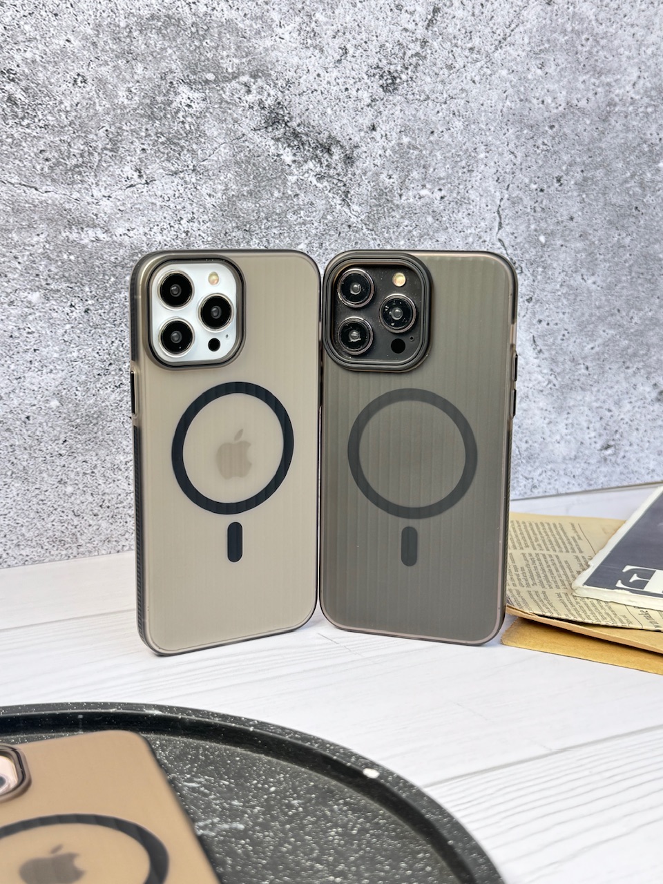 کاور آیفون Magic Ribbed Case Magsafe