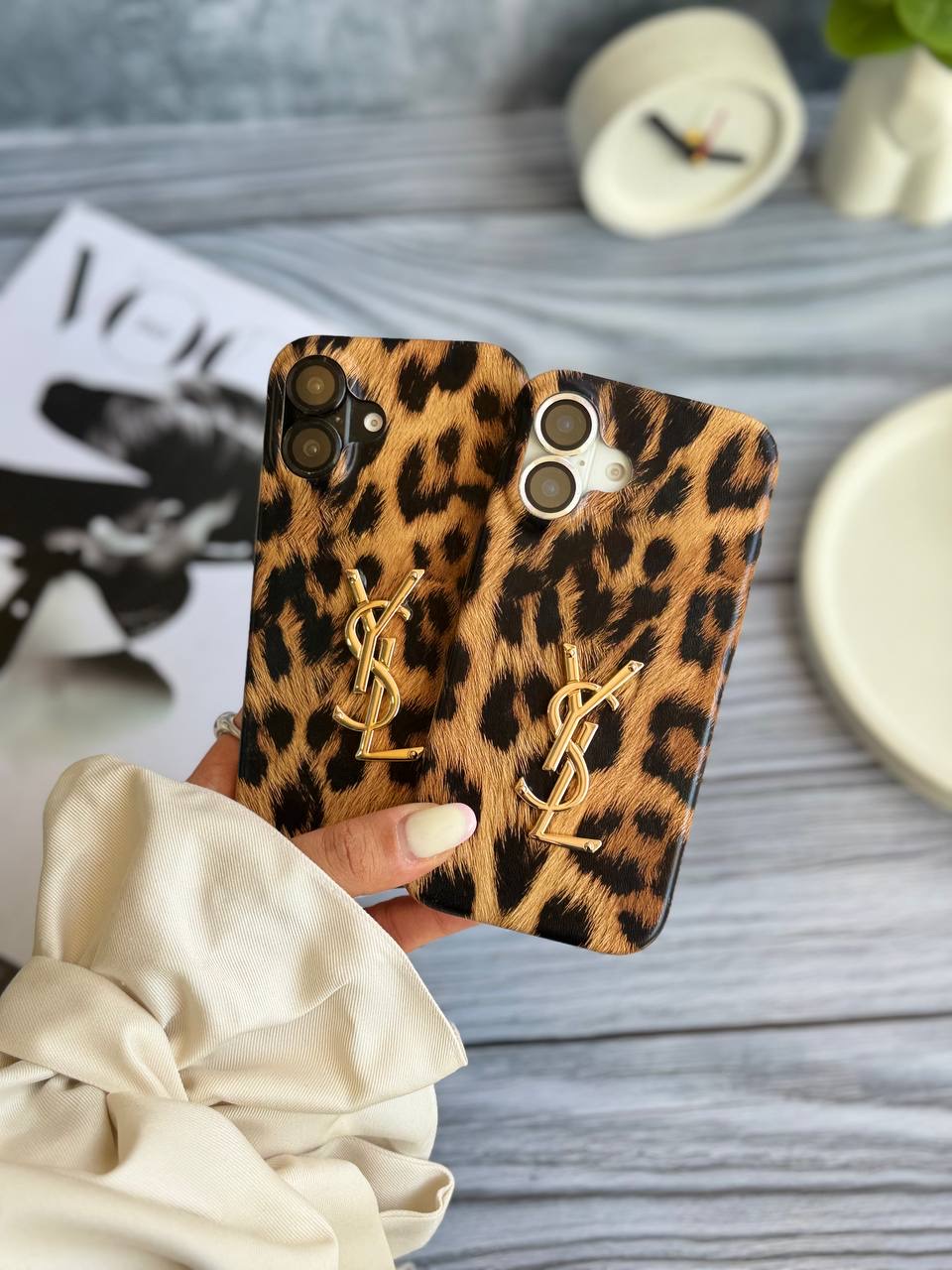 قاب گوشی آیفون YSL پلنگی