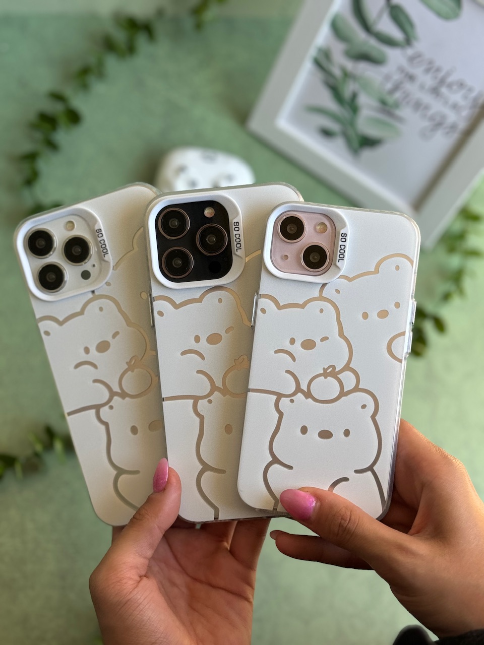 قاب گوشی آیفون خرس های سفید SoCool