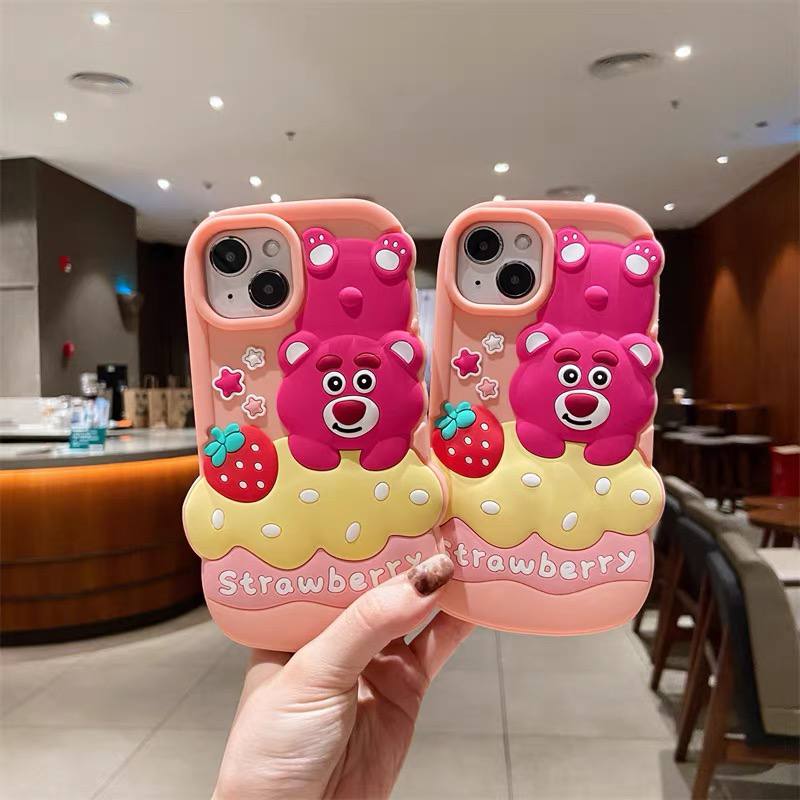 قاب گوشی آیفون Strawberry Bear
