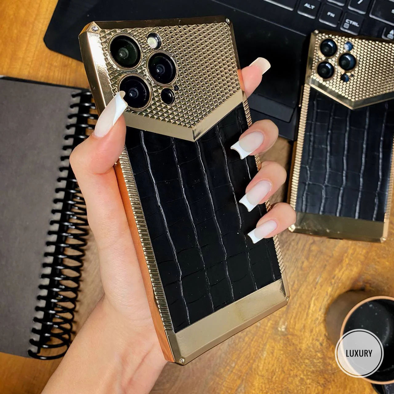 کاور گوشی VERTU آیفون