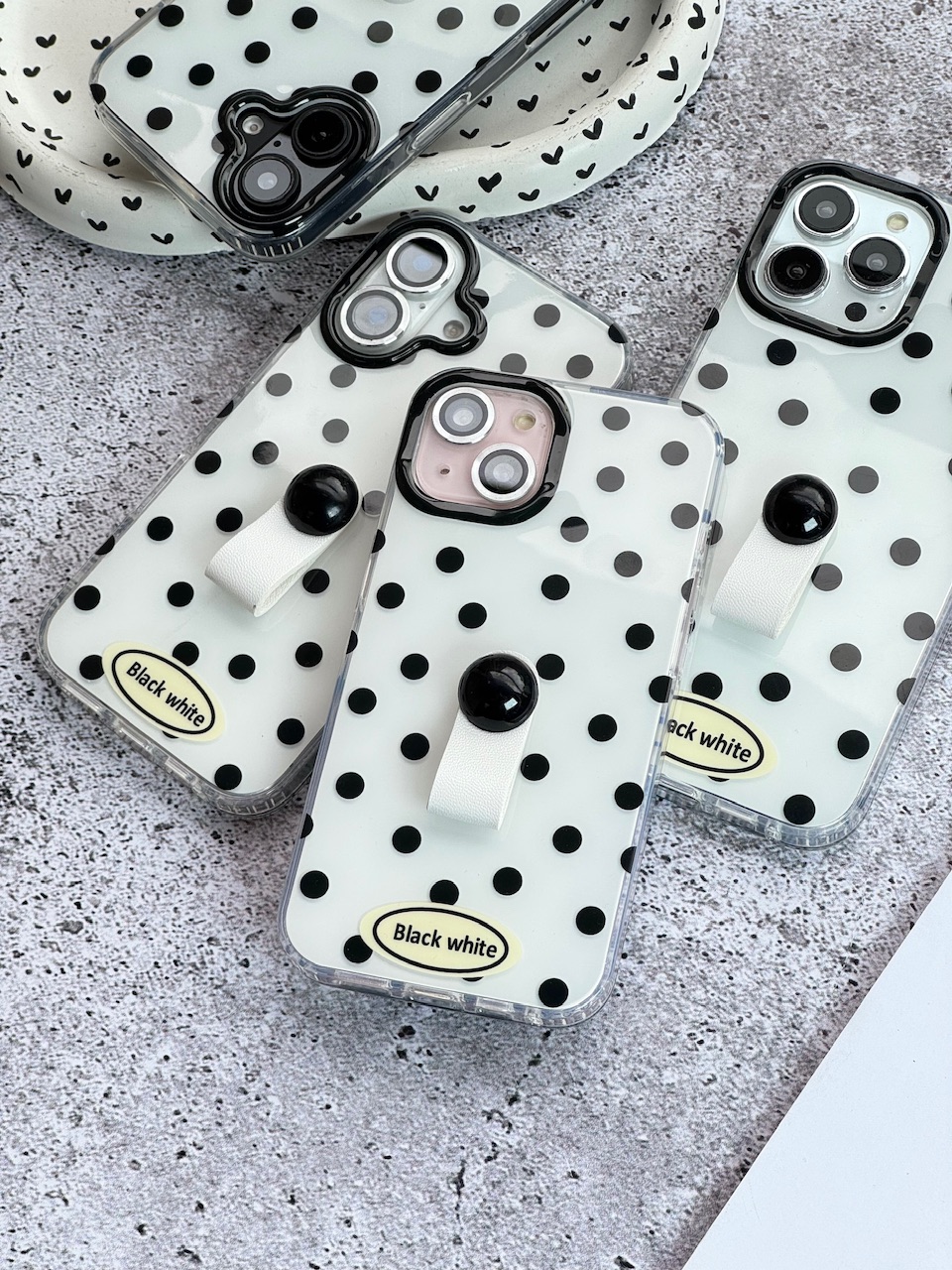 قاب گوشی آیفون Black & White DOT