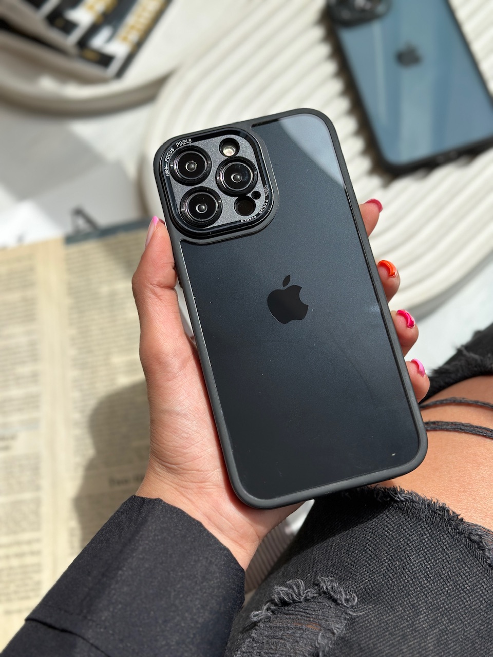 قاب گوشی آیفون Dark Focus Pixels