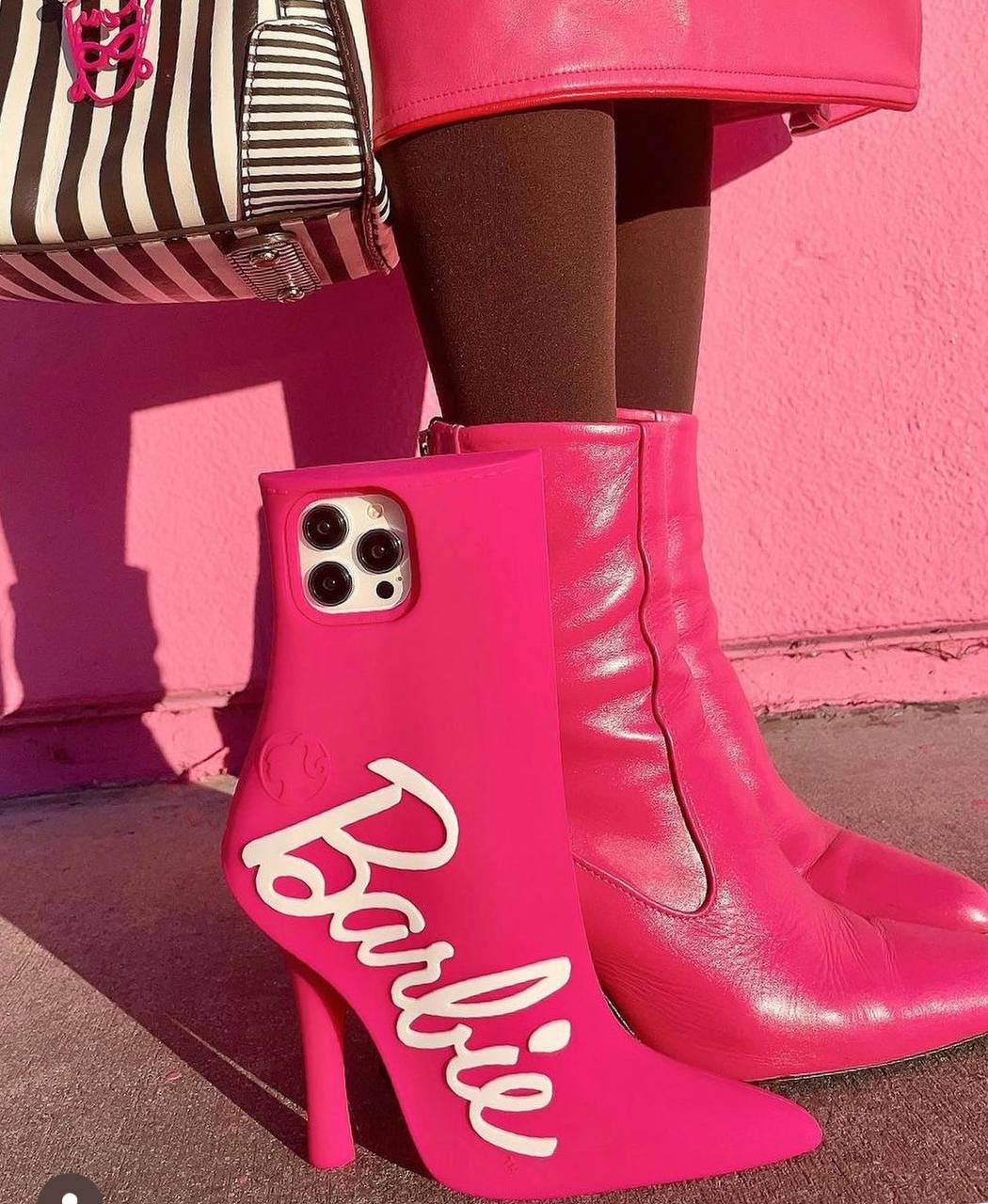 قاب گوشی بوت Boot Barbie آیفون