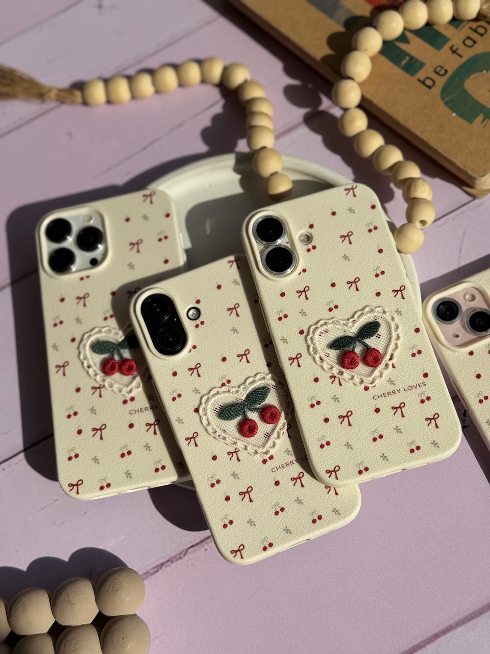 گارد گوشی آیفون Cherry Loves