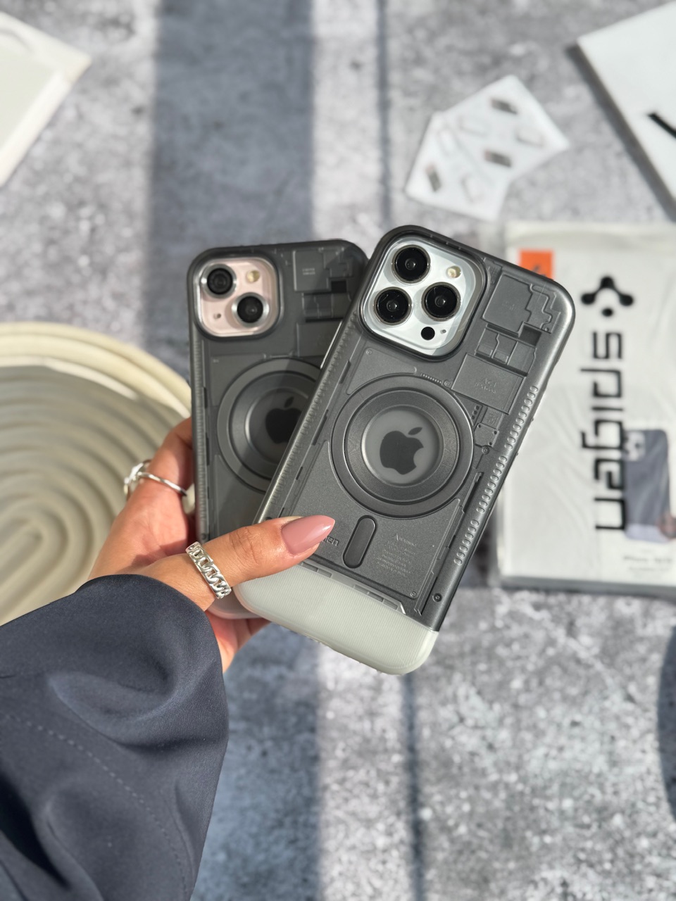 قاب گوشی آیفون Spigen Classic C1 (MagFit)