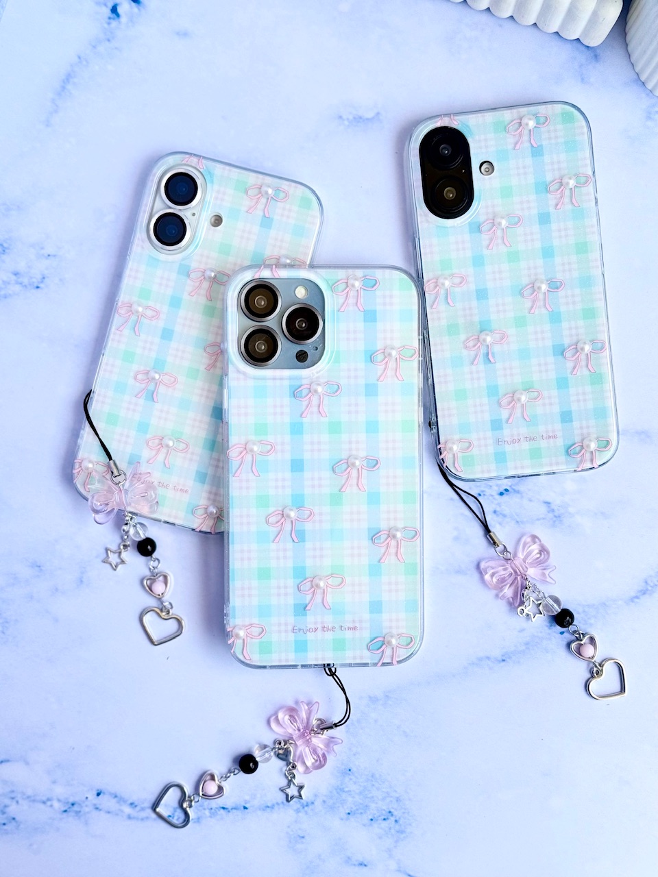 کاور گوشی آیفون Pink Seoul با آویز