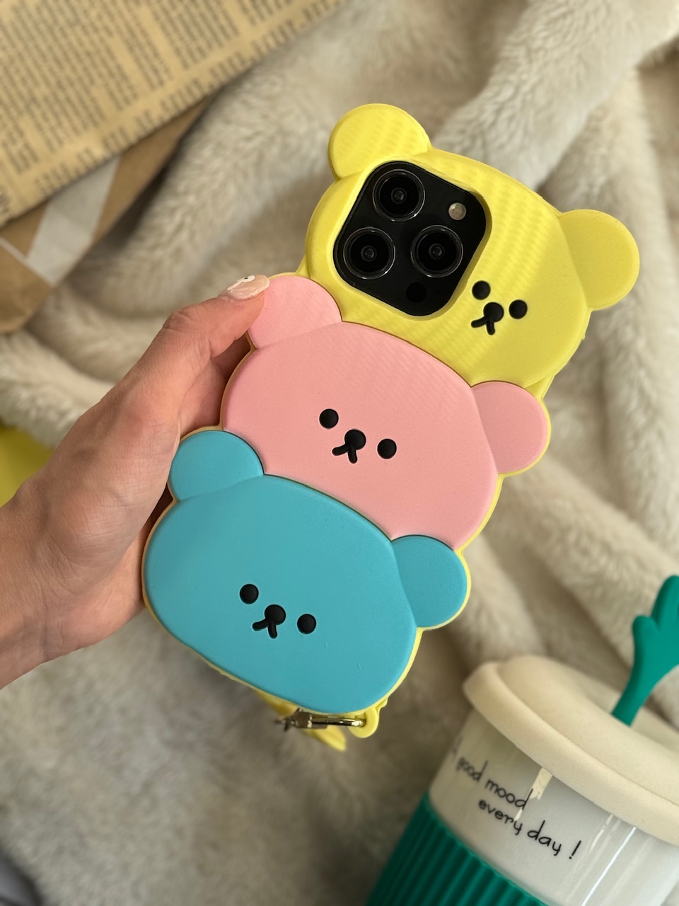 قاب گوشی آیفون 3 خرس رنگی سیلیکونی